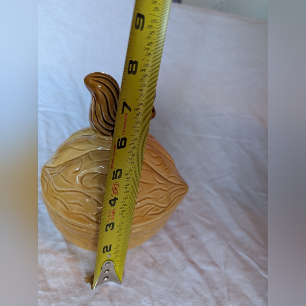 2/30$ Squirrel Walnut Ceramic Candy Dish - Picture 6 of 9